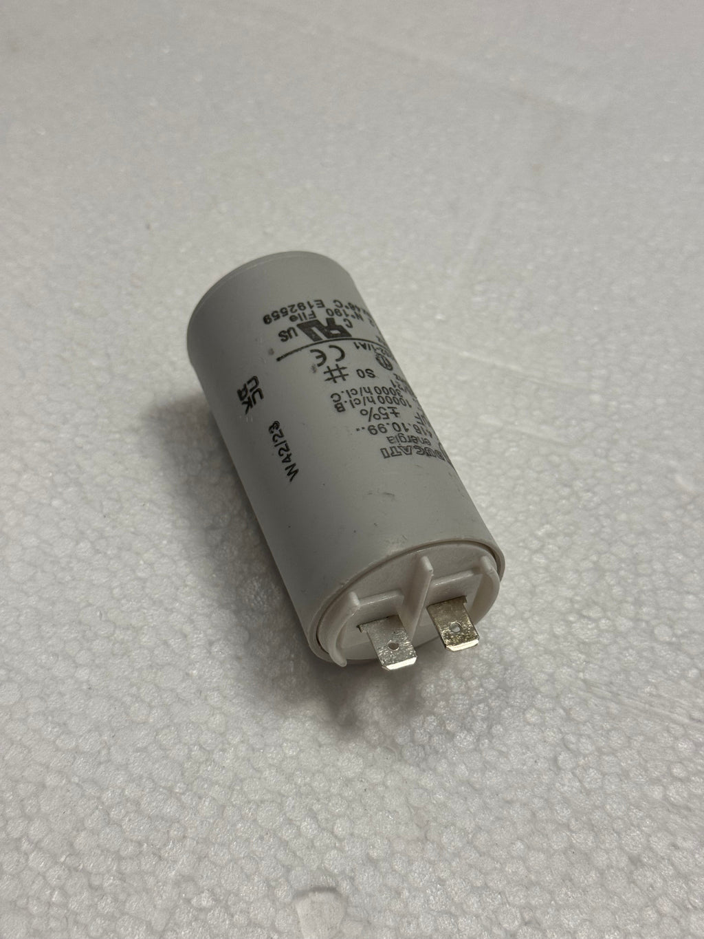 5810191 15050023  CAPACITOR 16mF 450V 40x70 UL FASTON M6,3
