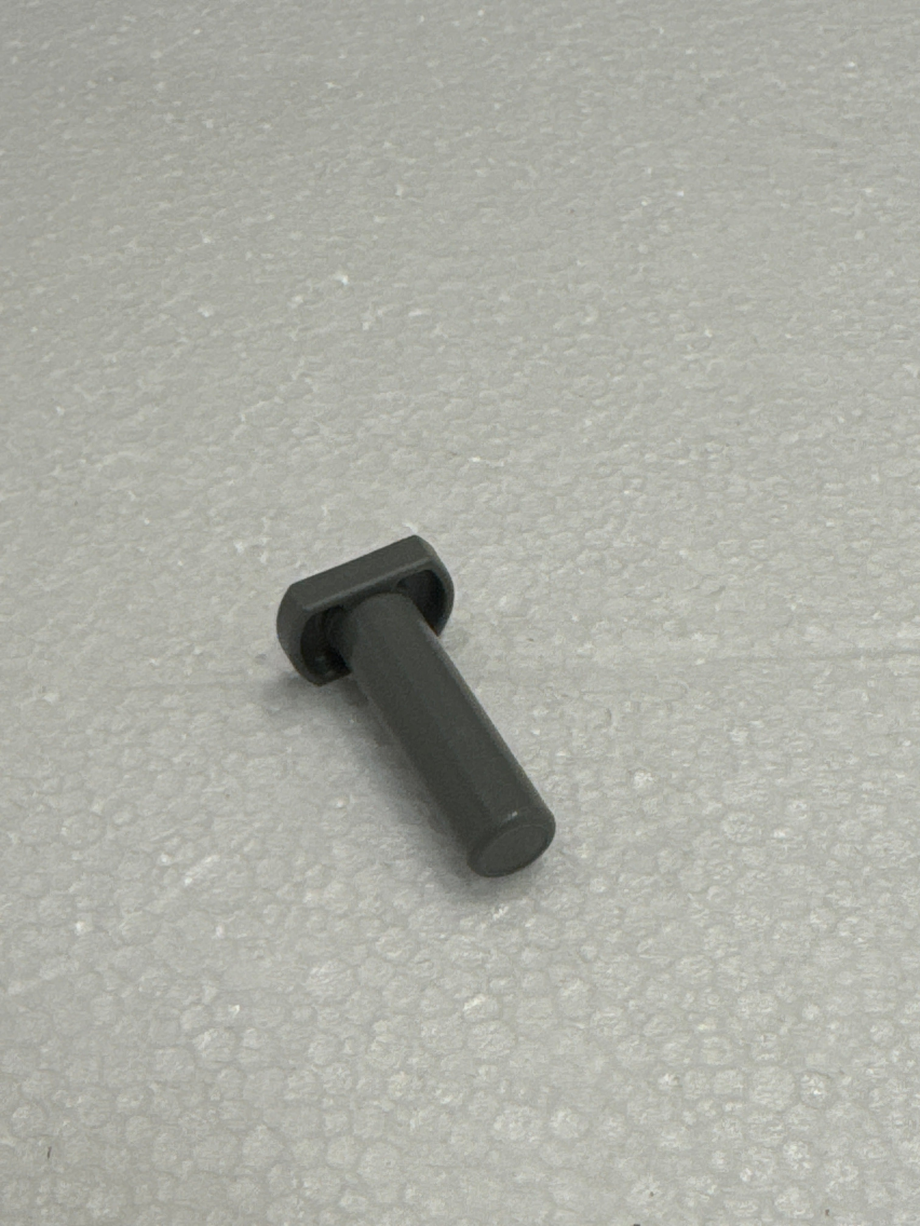 P10812S 3/8 PLUG GREY ACETAL PLUG