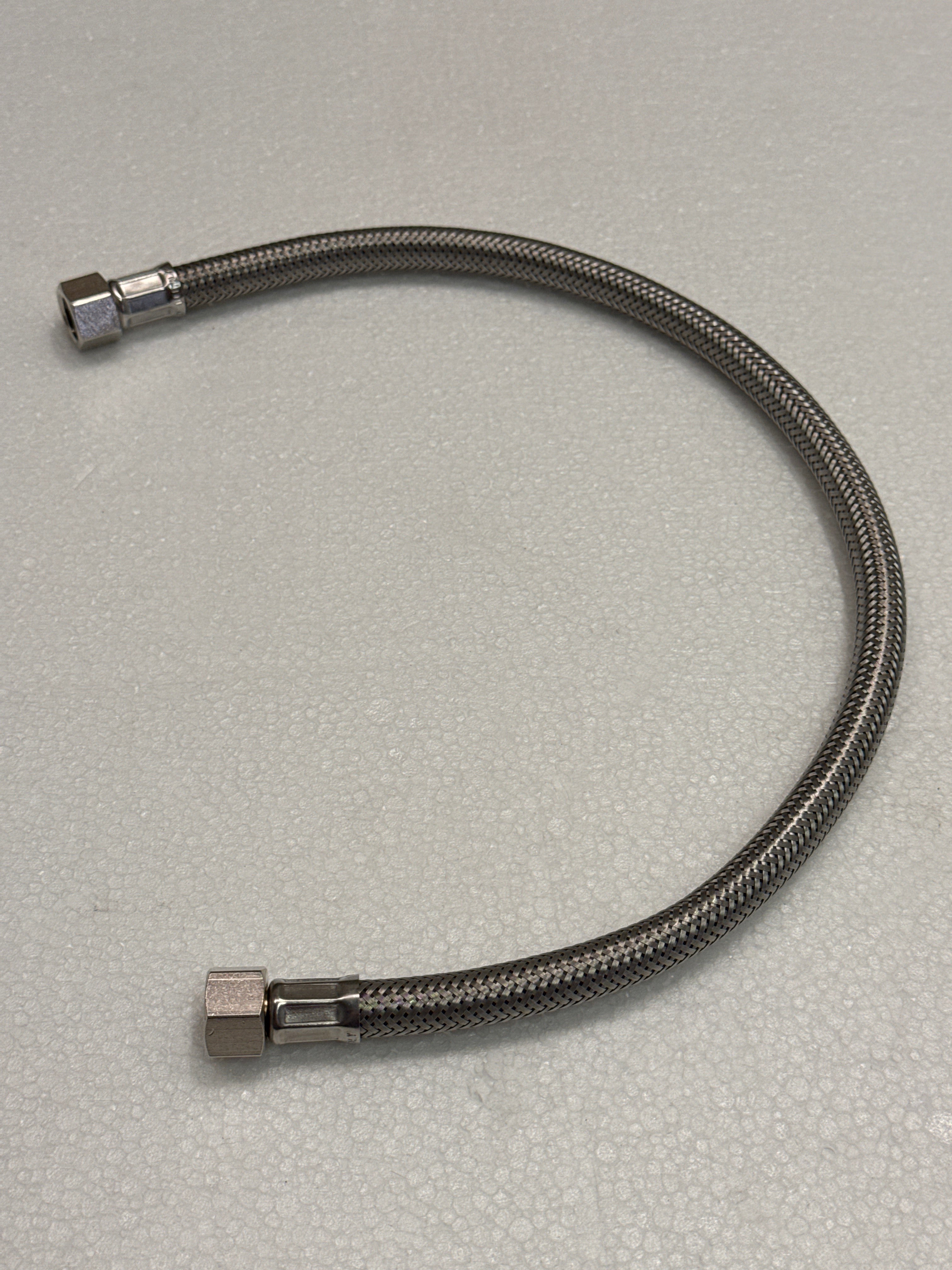 5809169 (01000019) S/S FLEXIBLE TUBE 1/4 FFL= 500mm